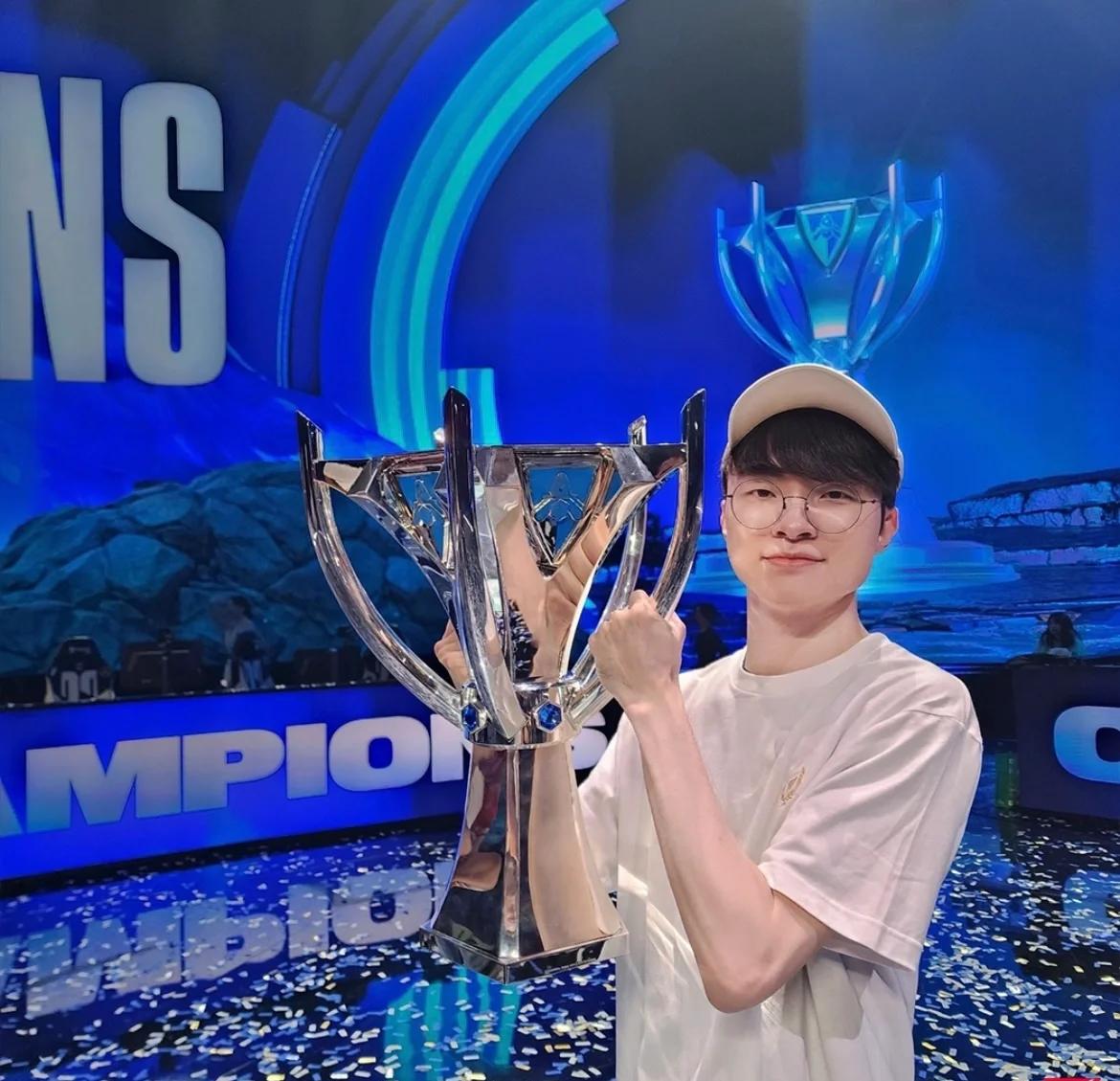 加拿大队前途光明！，Faker新星大比分获胜表现突出上演精彩一战的简单介绍